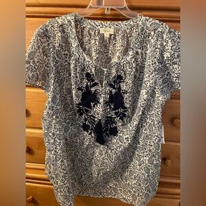 2 for 1! Women's Blue&White Top with Separate Shirt for Lining. 3X NWT.